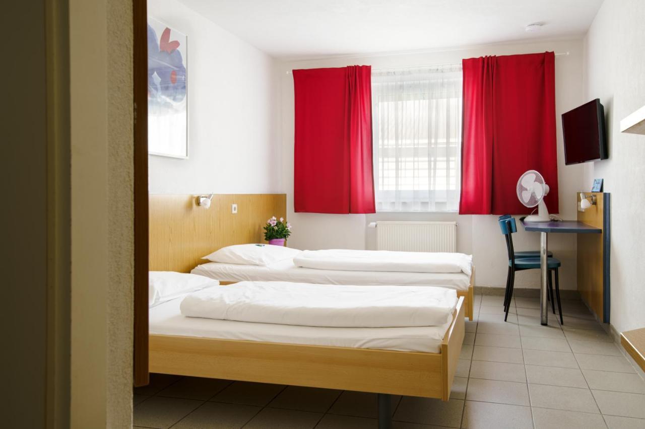 Motel Drei Koenig- Ihr Transithotel Heimsheim Zewnętrze zdjęcie