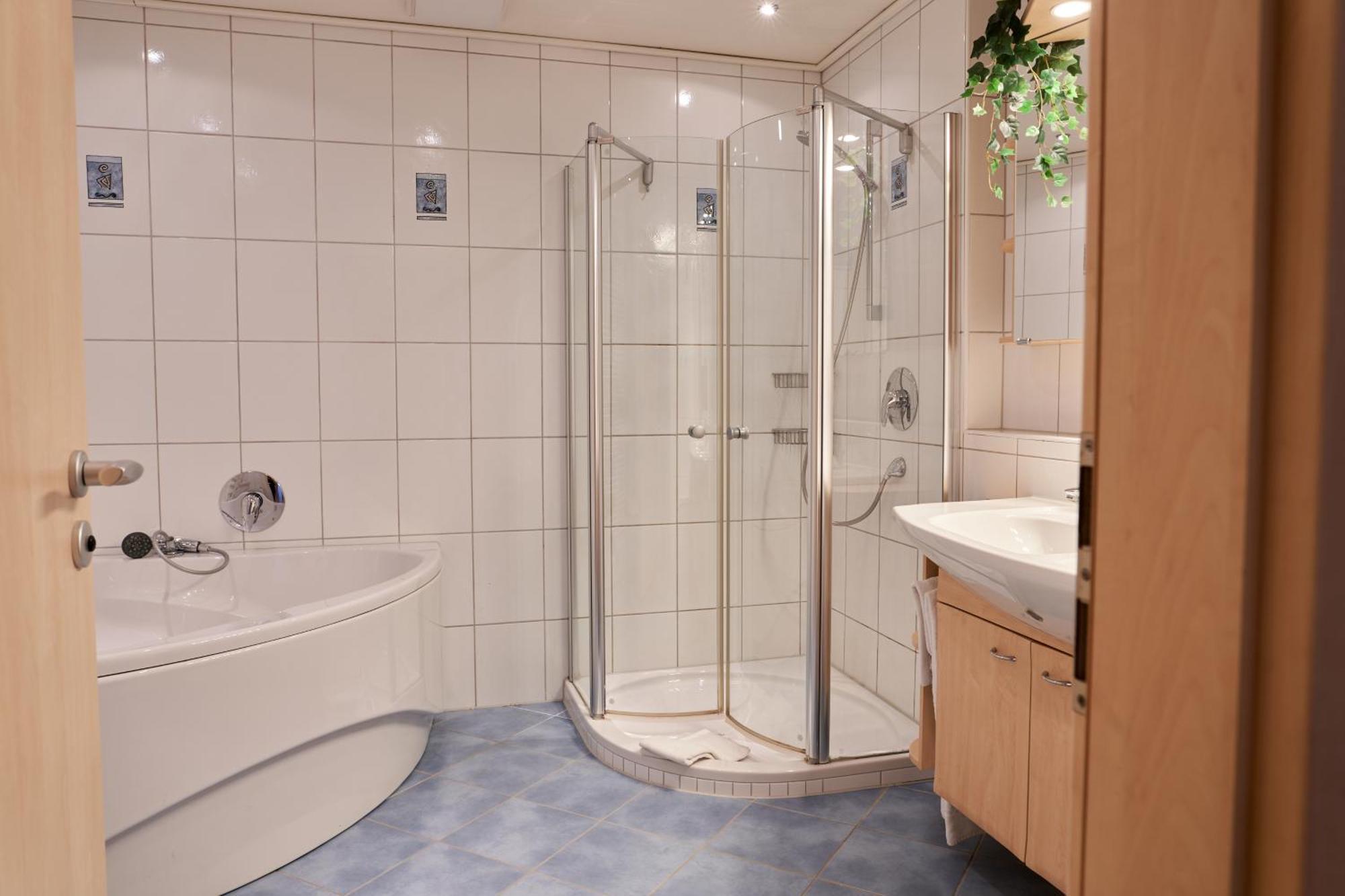 Motel Drei Koenig- Ihr Transithotel Heimsheim Zewnętrze zdjęcie
